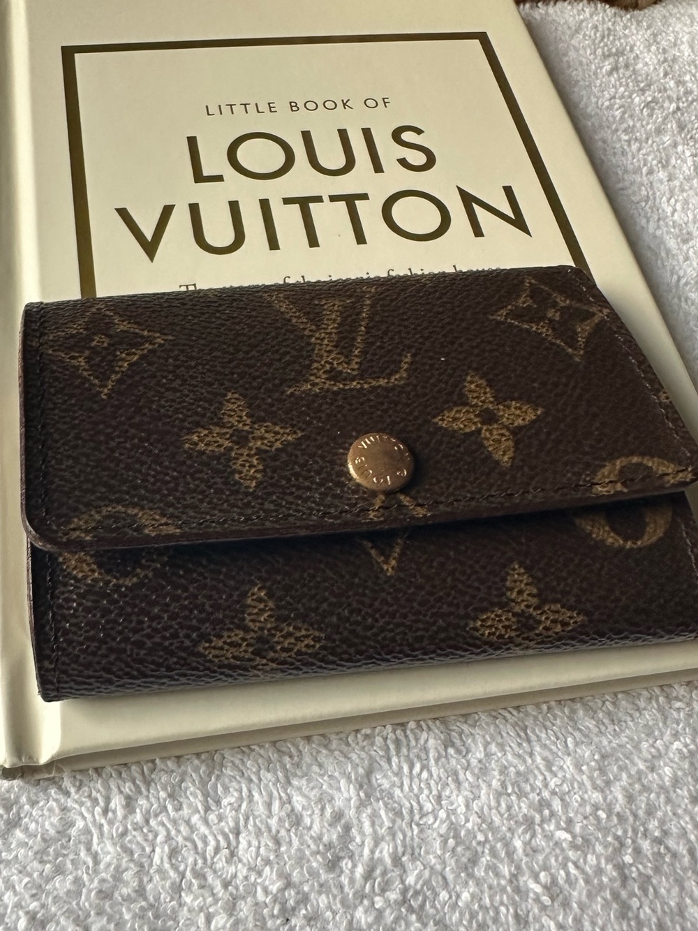 Louis Vuitton Monogram 6 Key Holder Case Authentic Vintage Date Code